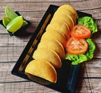 Empanada Mini de Carne – Paquete de 50 Unidades